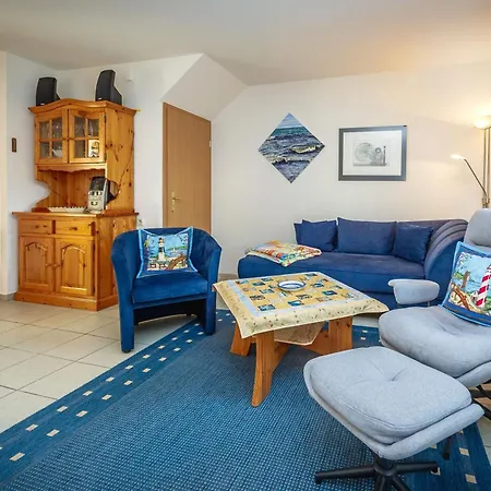 - 3 Apartment